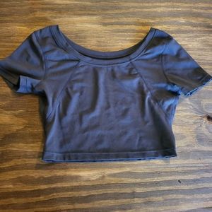 BUFFBUNNY crop top